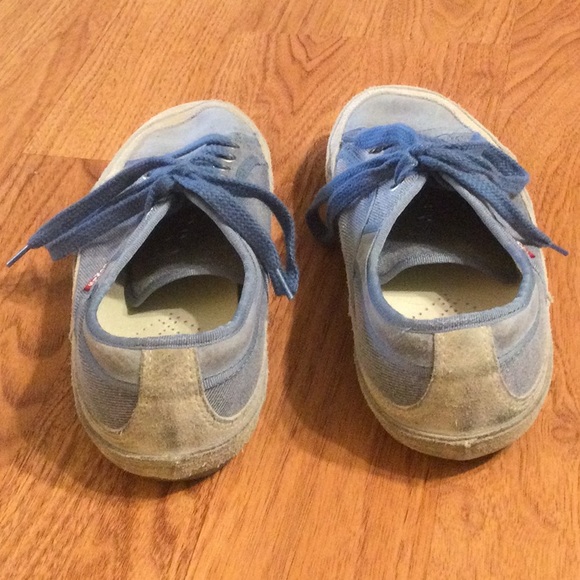 Levi’s Denim/Suede Sneaker Style Shoes - Picture 3 of 6